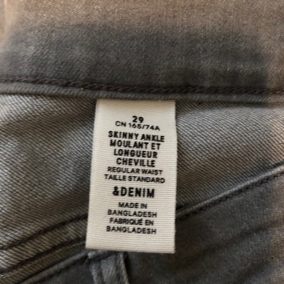 Jeans - Picture 4 of 4